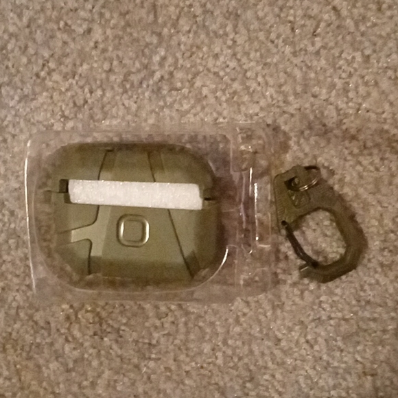 Air pods pro case - Picture 3 of 3